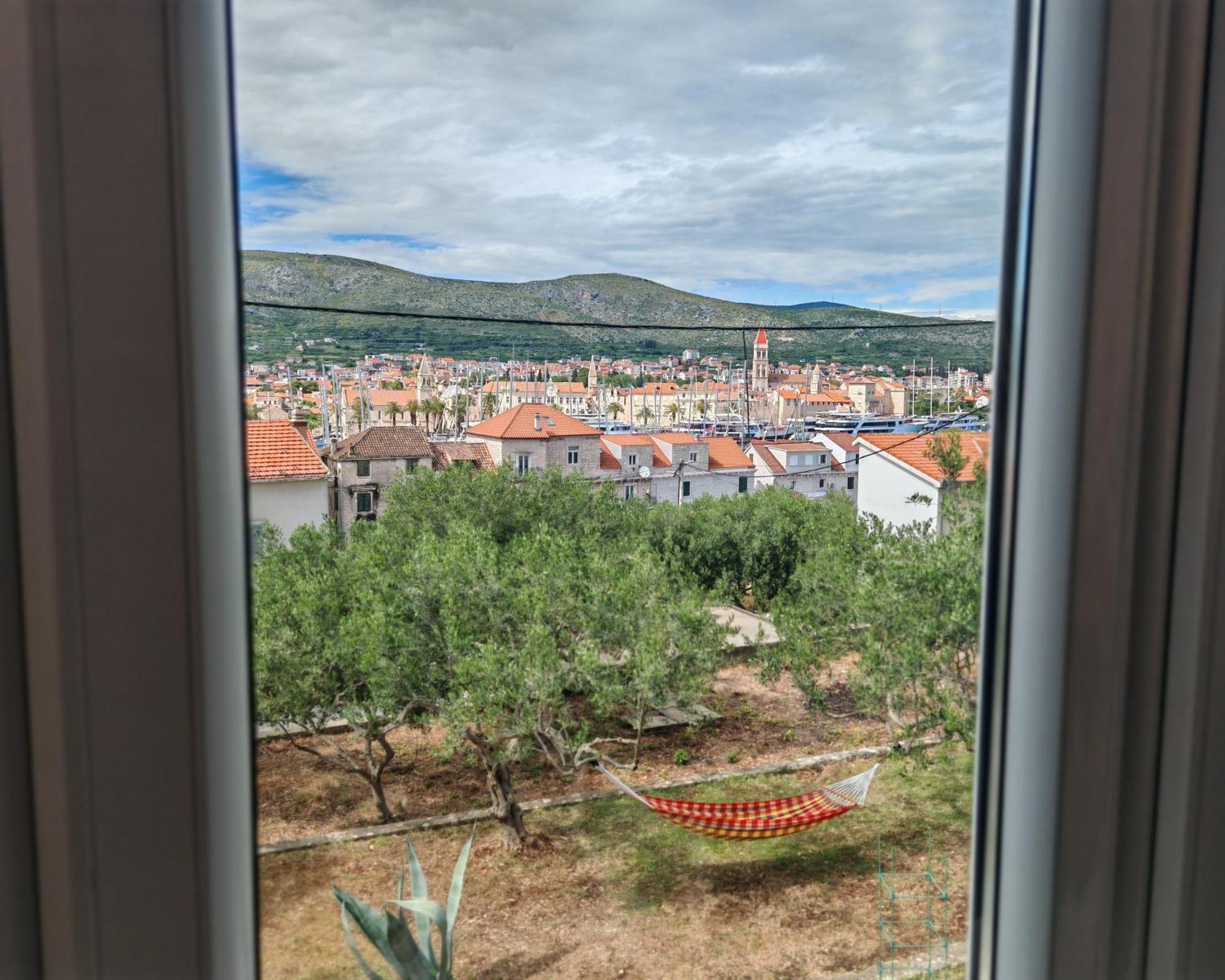 Rooms Carija Trogir Eksteriør billede